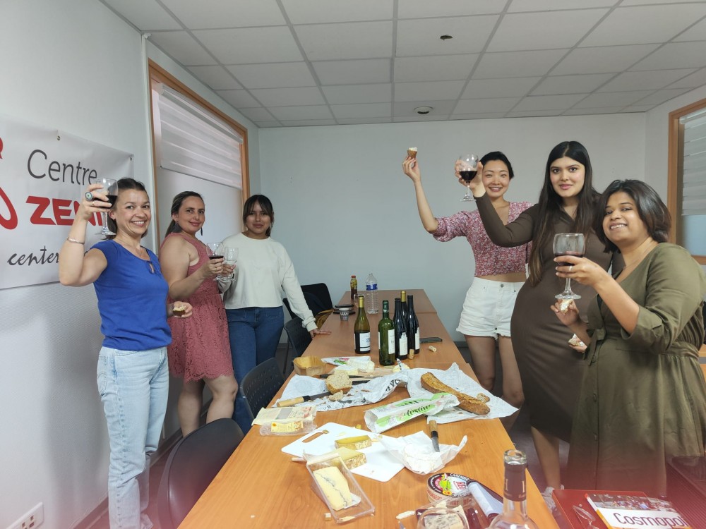 Event Cheese and Wine Tastings near La Defense Gallery0